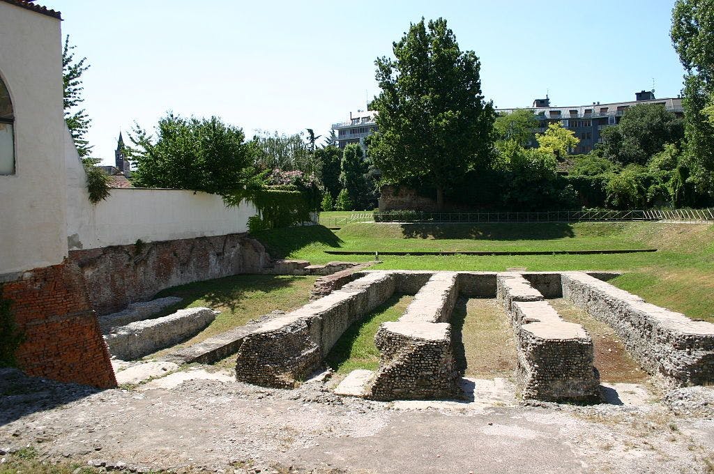 Remains of the Roman amphitheatre, by G.Dall'Orto via WikiCommons