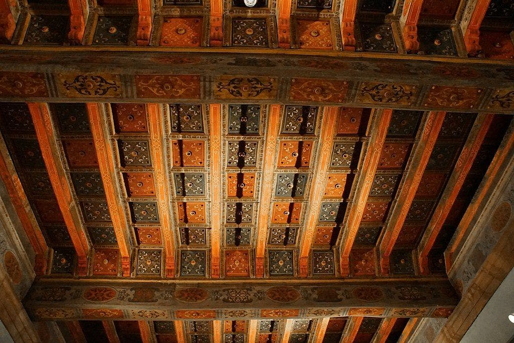 Detail of the interior ceiling (Alberto albertini, CC BY-SA 4.0 via Wikimedia Commons)