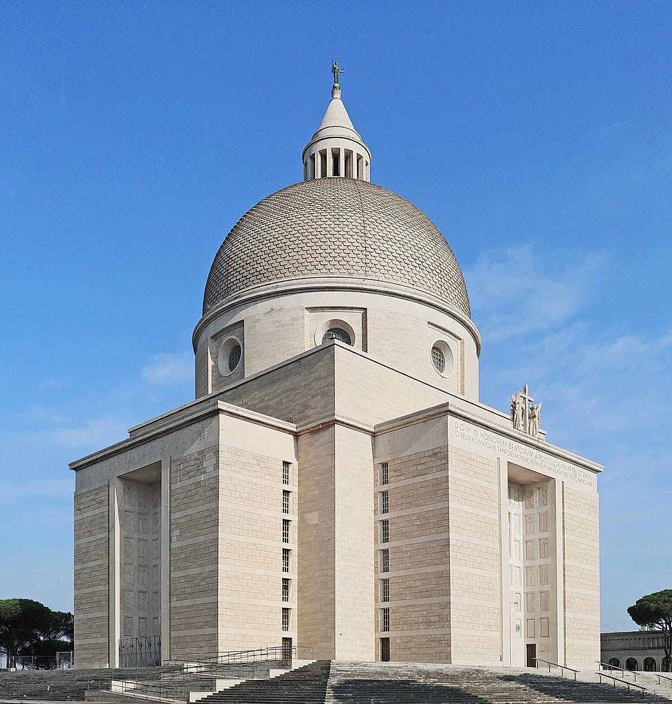 Exterior view of the Basilica (by Pufui PcPifpef, CC BY-SA 4.0  Wikimedia Commons)